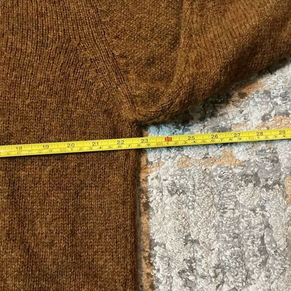 VINTAGE VALENTINO UOMO WOOL SWEATER! EUC! SIZE L - Picture 4 of 8